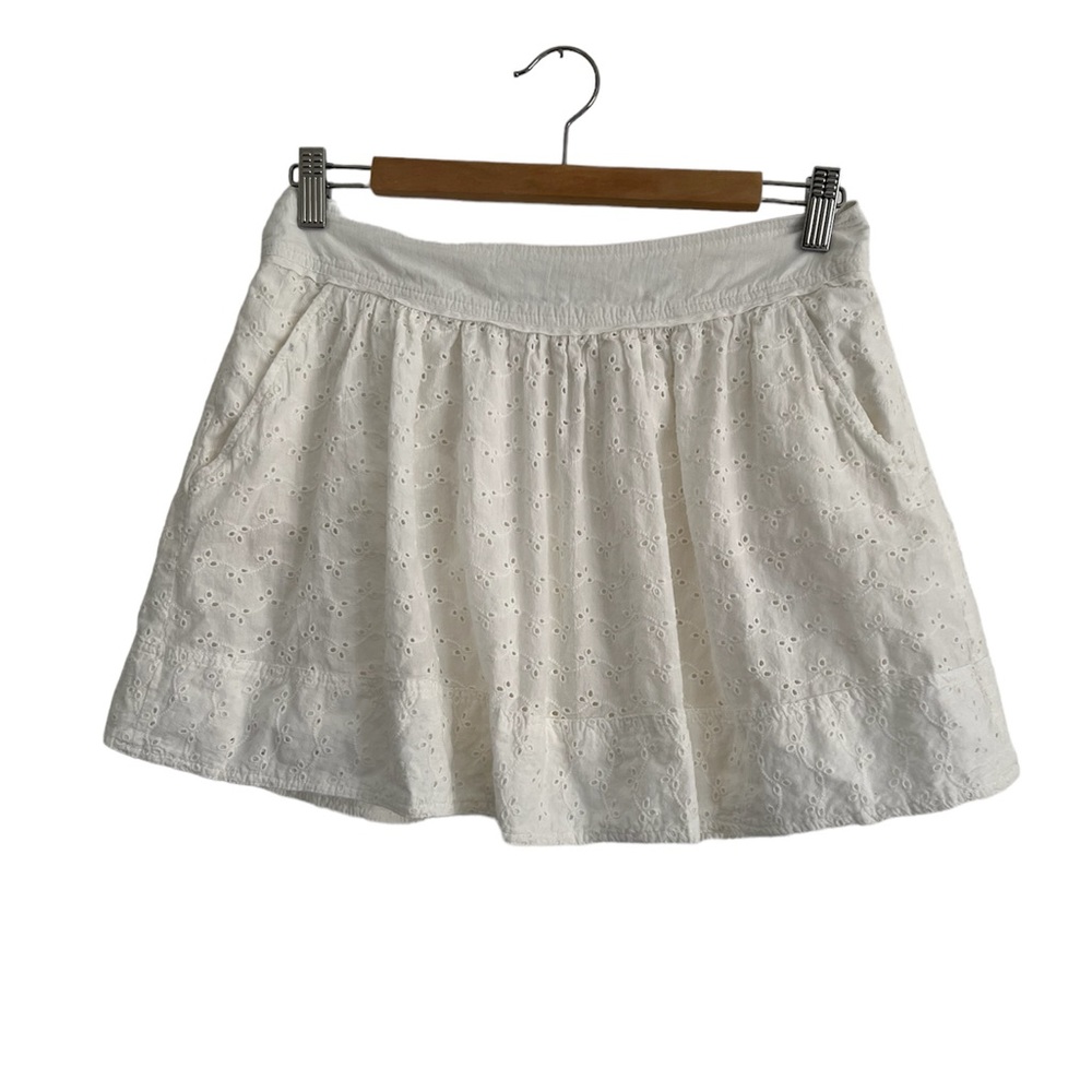 White Eyelet Mini Skirt Size Medium